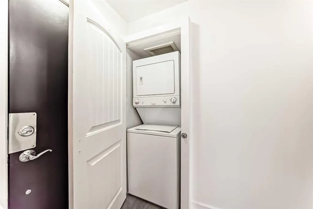 706 15 Avenue SW, #503