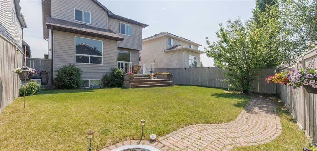 7 Royal Oak Circle NW