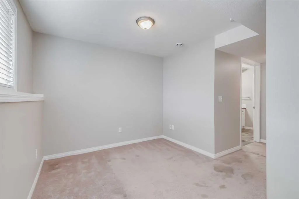 12 Sierra Drive, #A