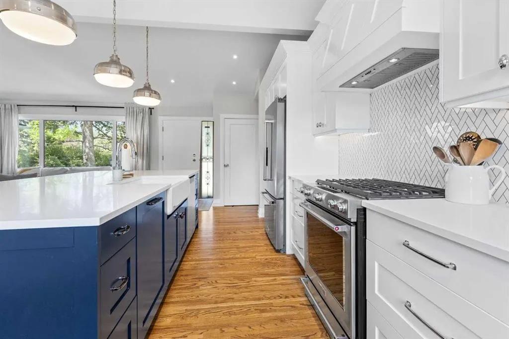 27 Gordon Drive SW