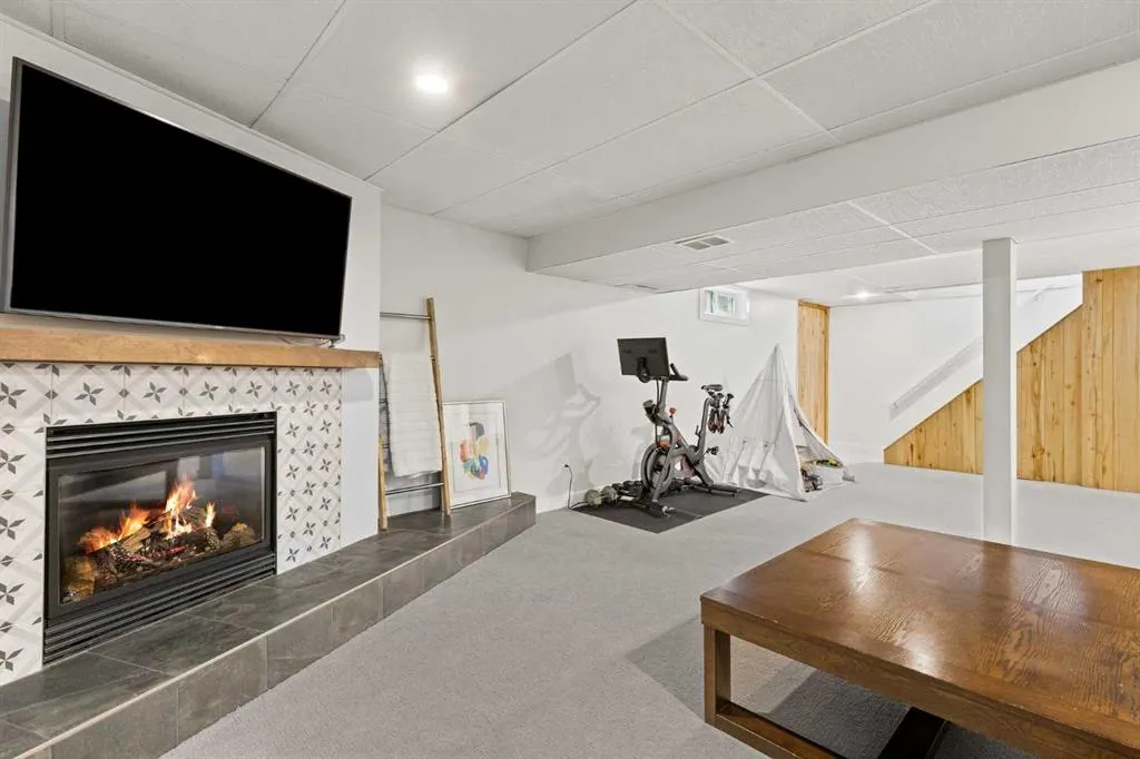 27 Gordon Drive SW