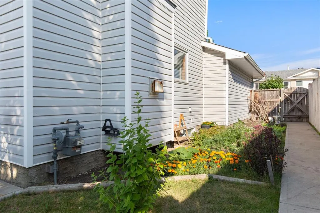 3 Sheep River Crescent