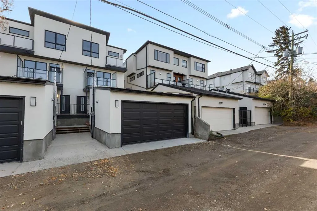 1524 29 Avenue SW, #3