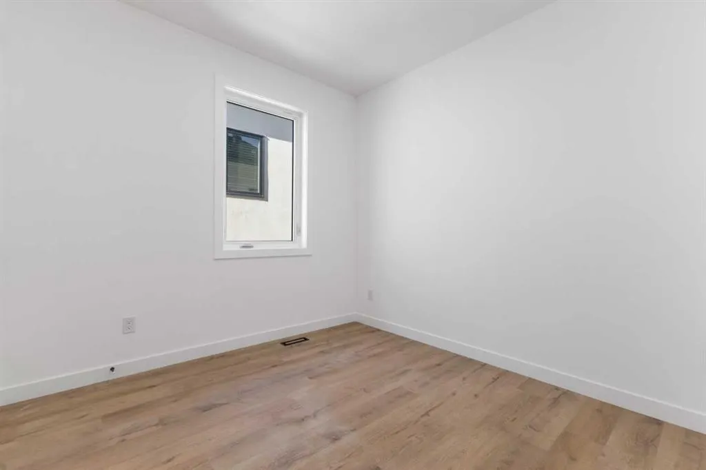 1524 29 Avenue SW, #3