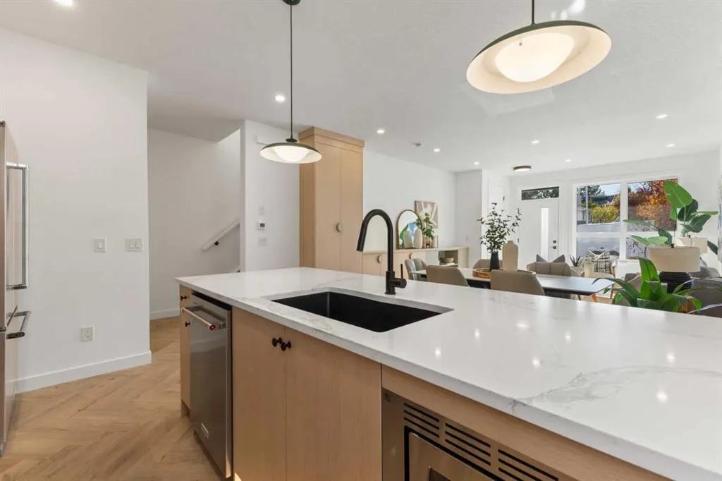 1524 29 Avenue SW, #3