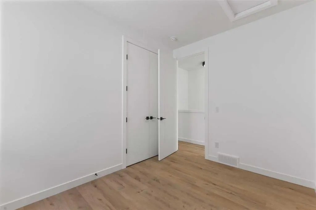 1524 29 Avenue SW, #3