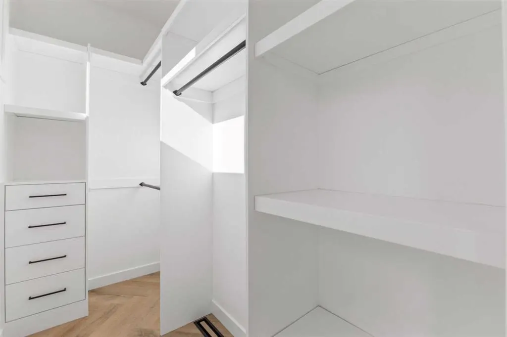 1524 29 Avenue SW, #3