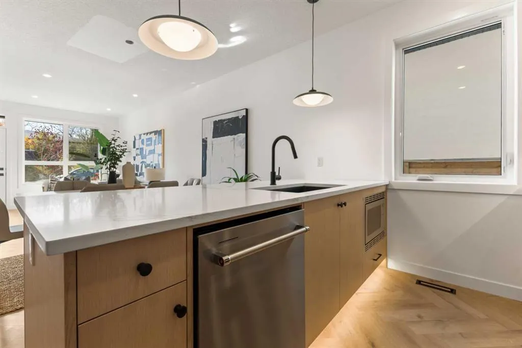 1524 29 Avenue SW, #3