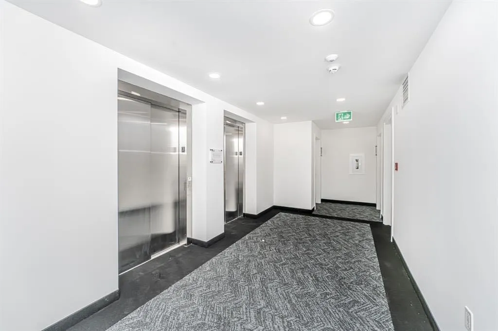 60 skyview ranch Road NE, #1305
