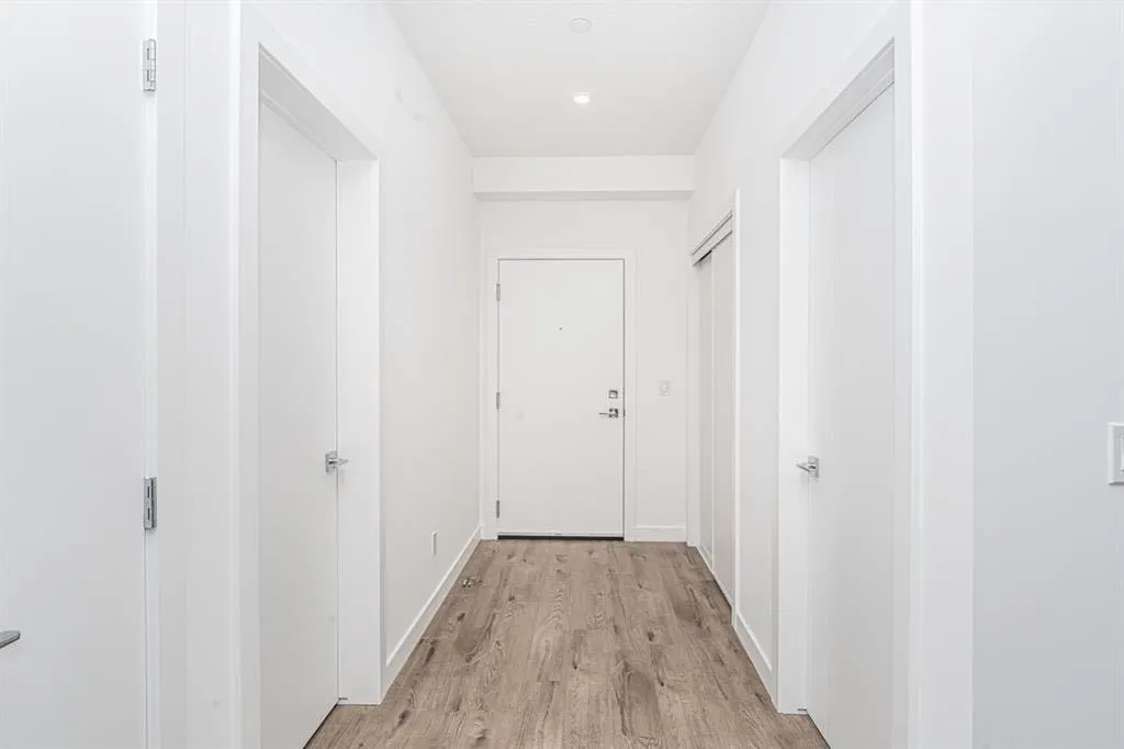 60 skyview ranch Road NE, #1305