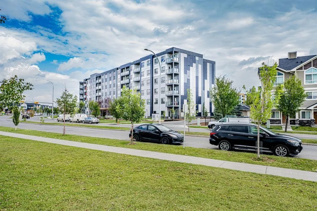 60 skyview ranch Road NE, #1305