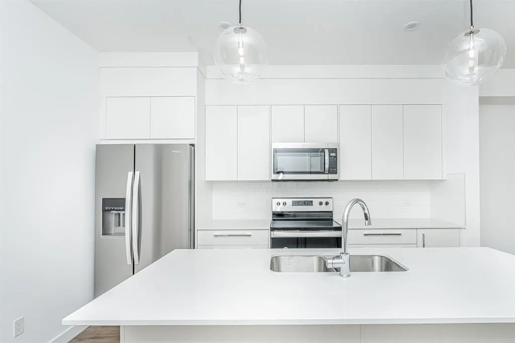 60 skyview ranch Road NE, #1305