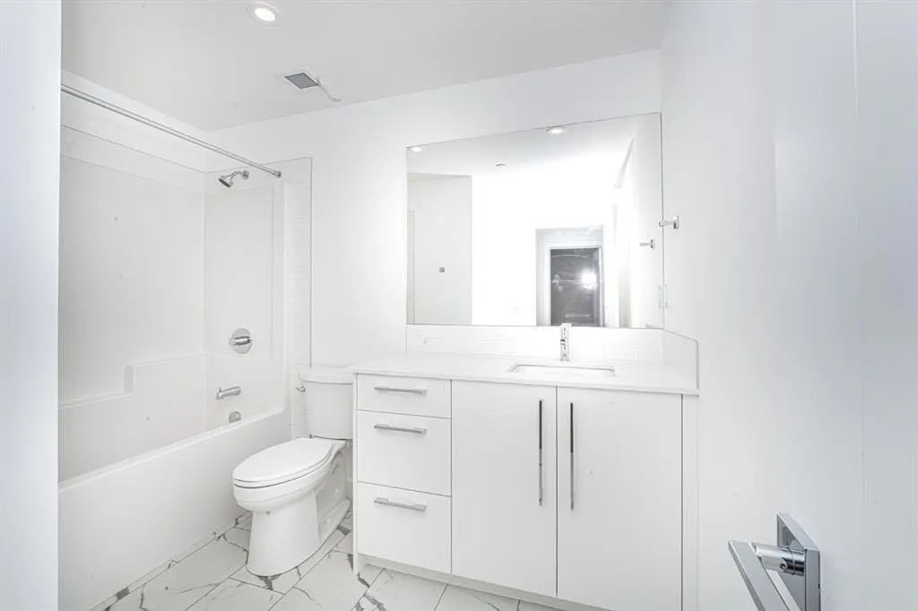 60 skyview ranch Road NE, #1305