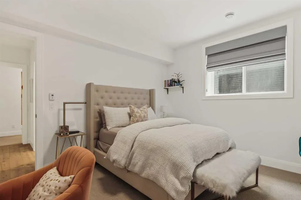 110 Lissington Drive SW