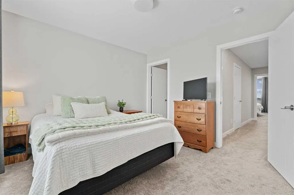 508 Drake Landing Wynd