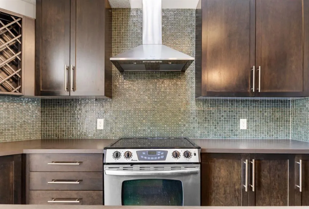 235 Auburn Bay Heights SE