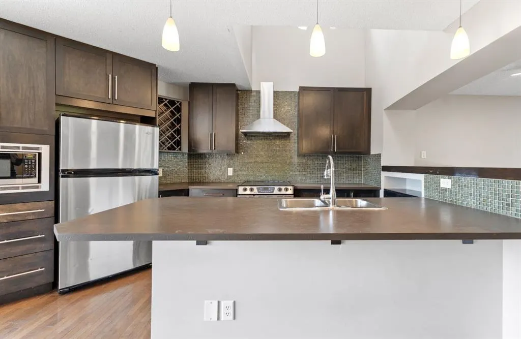 235 Auburn Bay Heights SE