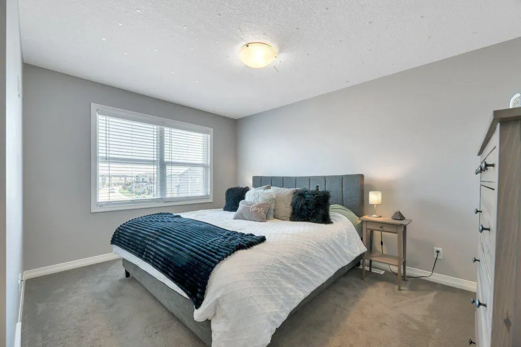 108 Evanston Hill NW