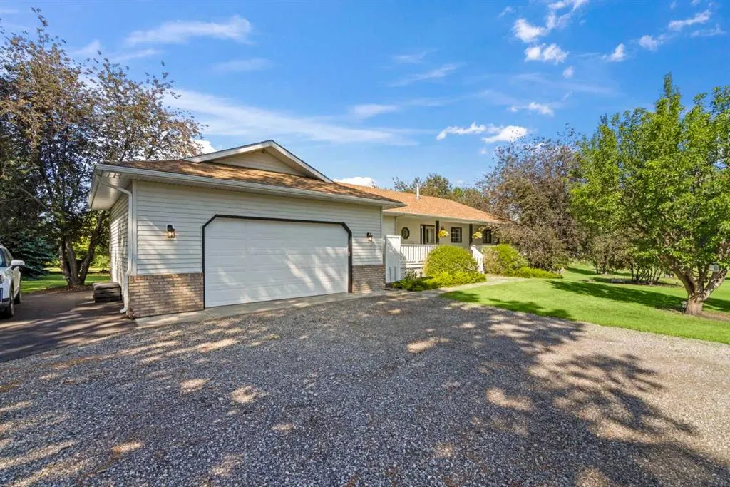 80057 Highwood Meadows Drive E
