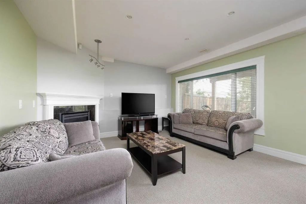 145 Fireweed Crescent