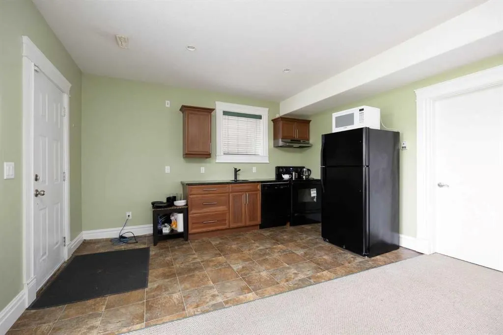 145 Fireweed Crescent