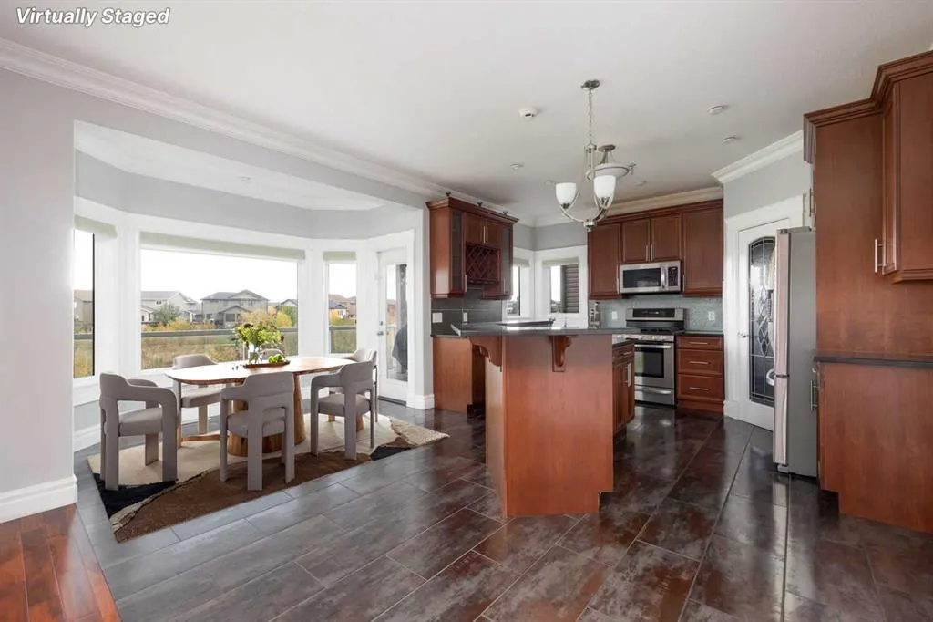 145 Fireweed Crescent