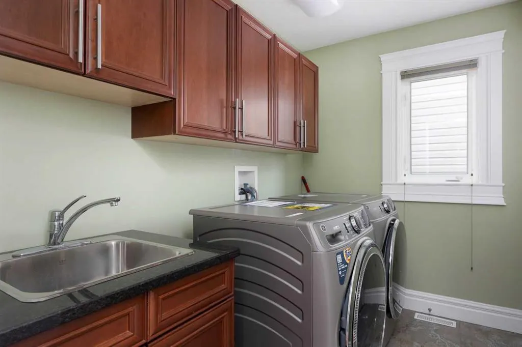 145 Fireweed Crescent