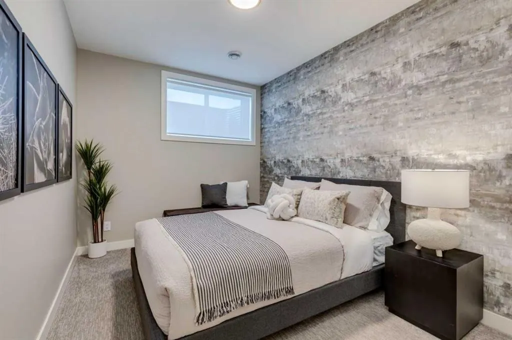 105 Legacy Reach Crescent SE