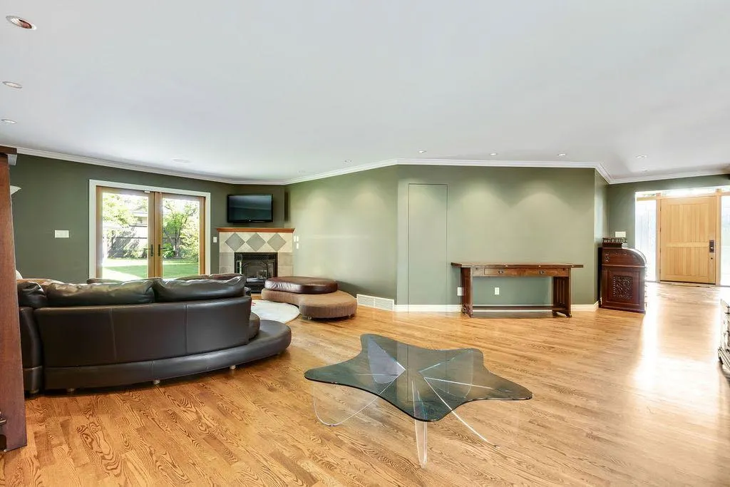 35 Eagle Ridge Drive SW
