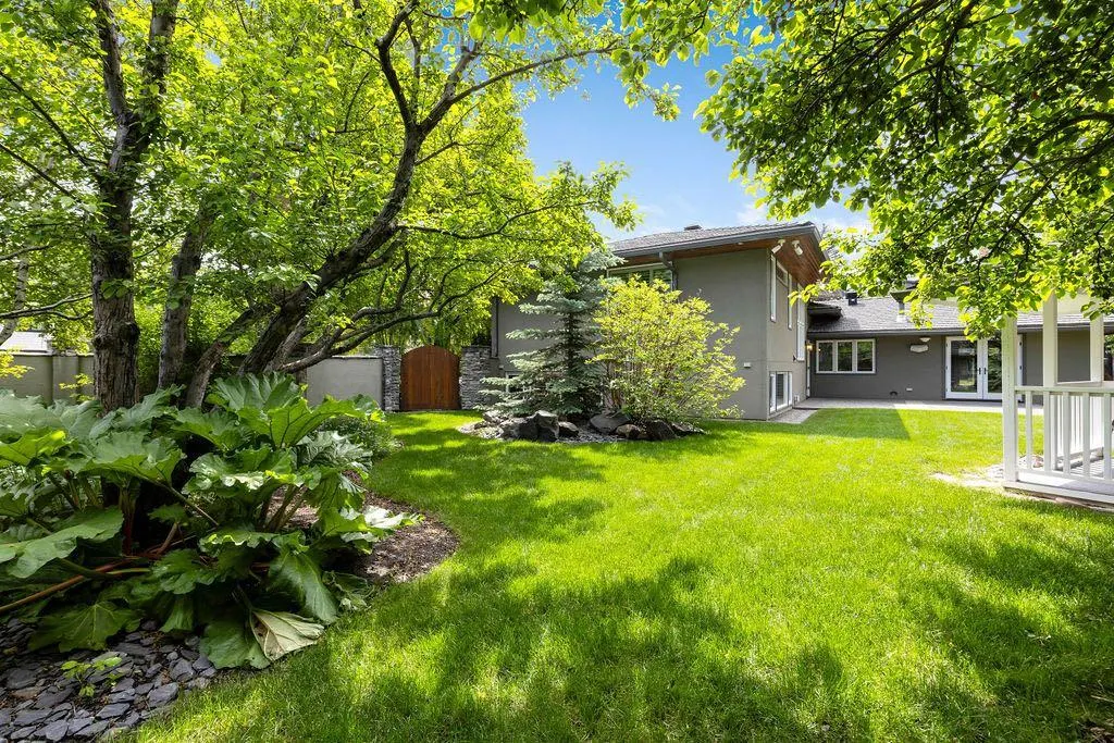 35 Eagle Ridge Drive SW