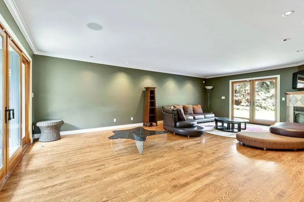 35 Eagle Ridge Drive SW