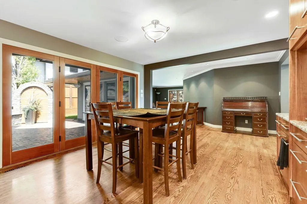 35 Eagle Ridge Drive SW