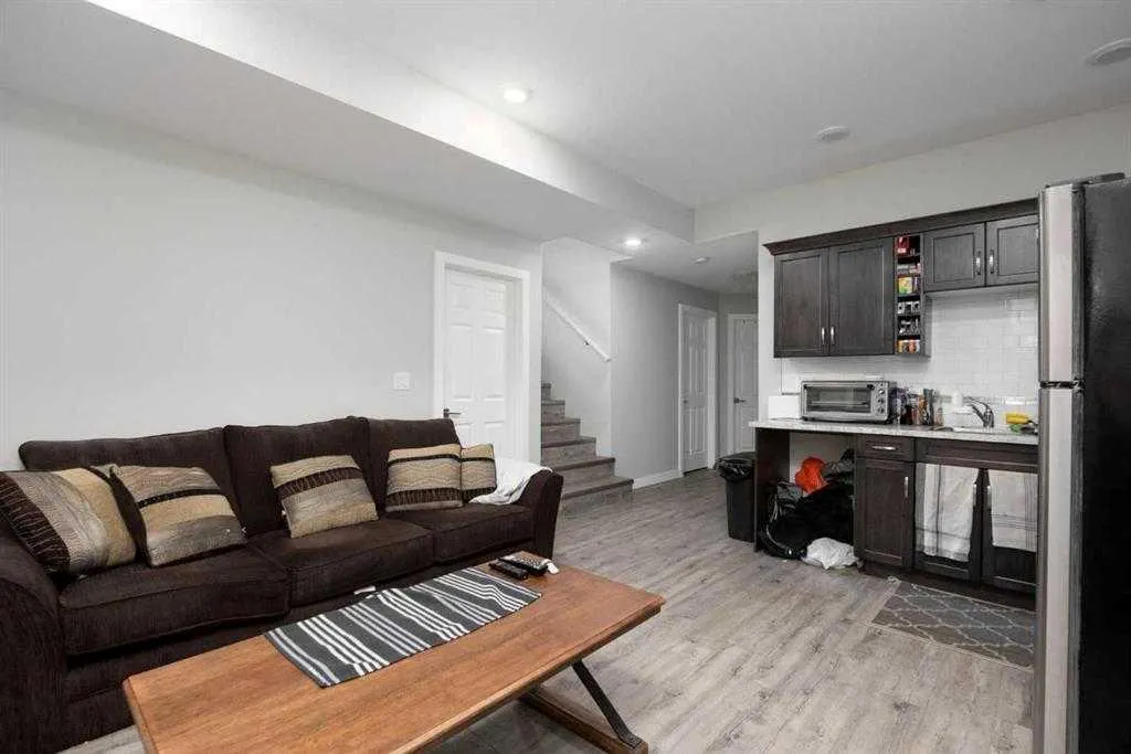 188 Beacon Hill Drive