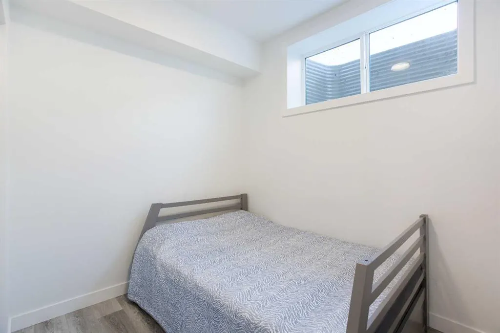 80 Belvedere Park SE