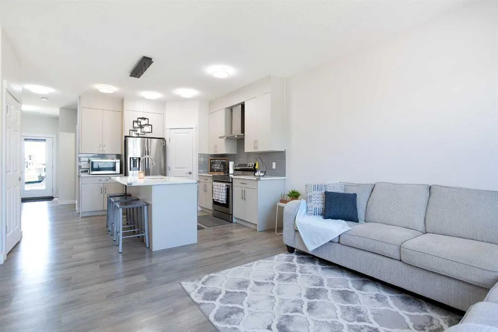 80 Belvedere Park SE