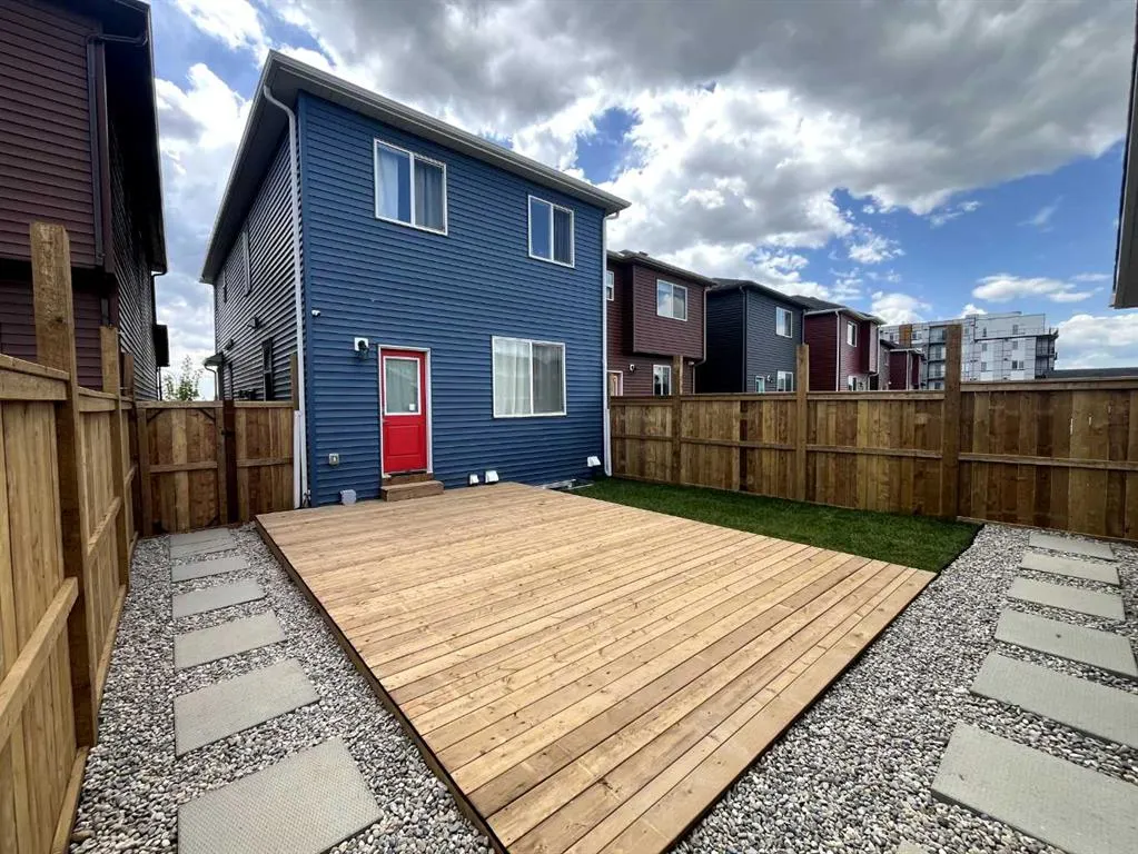 80 Belvedere Park SE