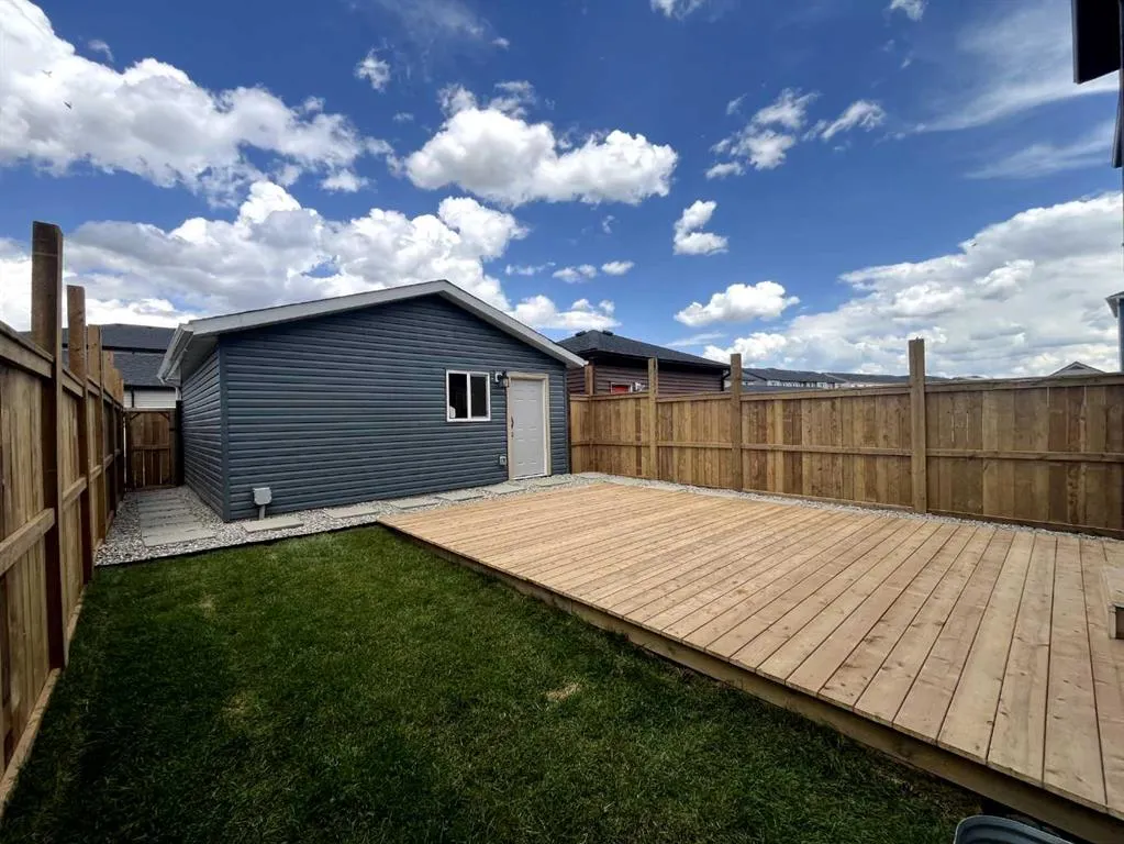 80 Belvedere Park SE