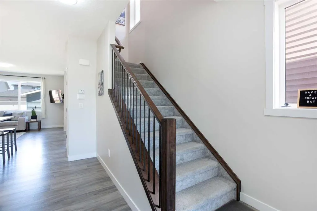 80 Belvedere Park SE