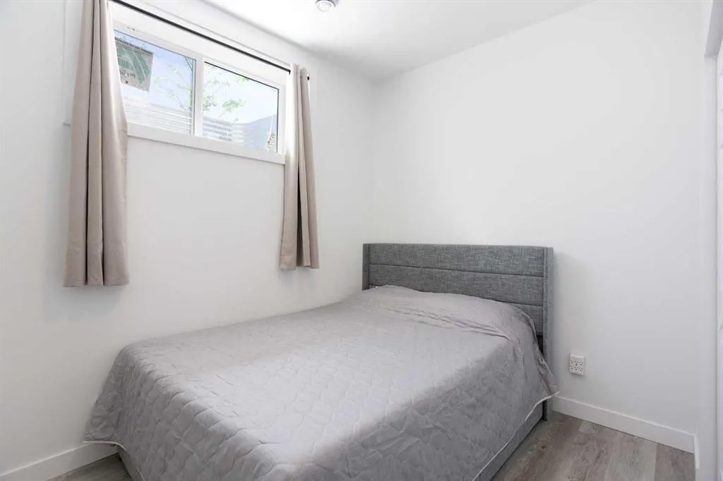 80 Belvedere Park SE