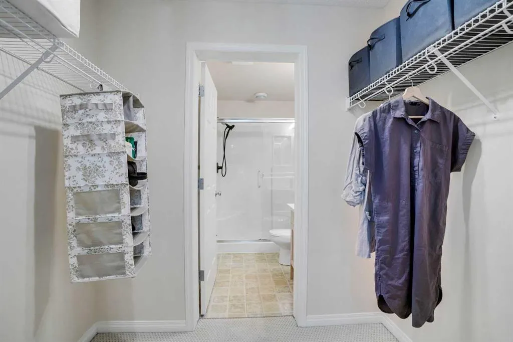1811 34 Avenue SW, #319