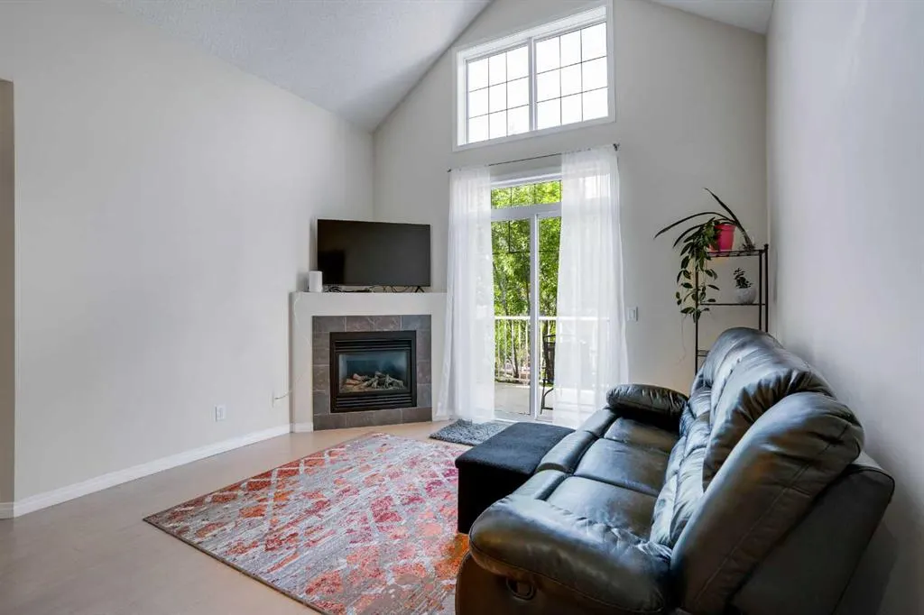 1811 34 Avenue SW, #319