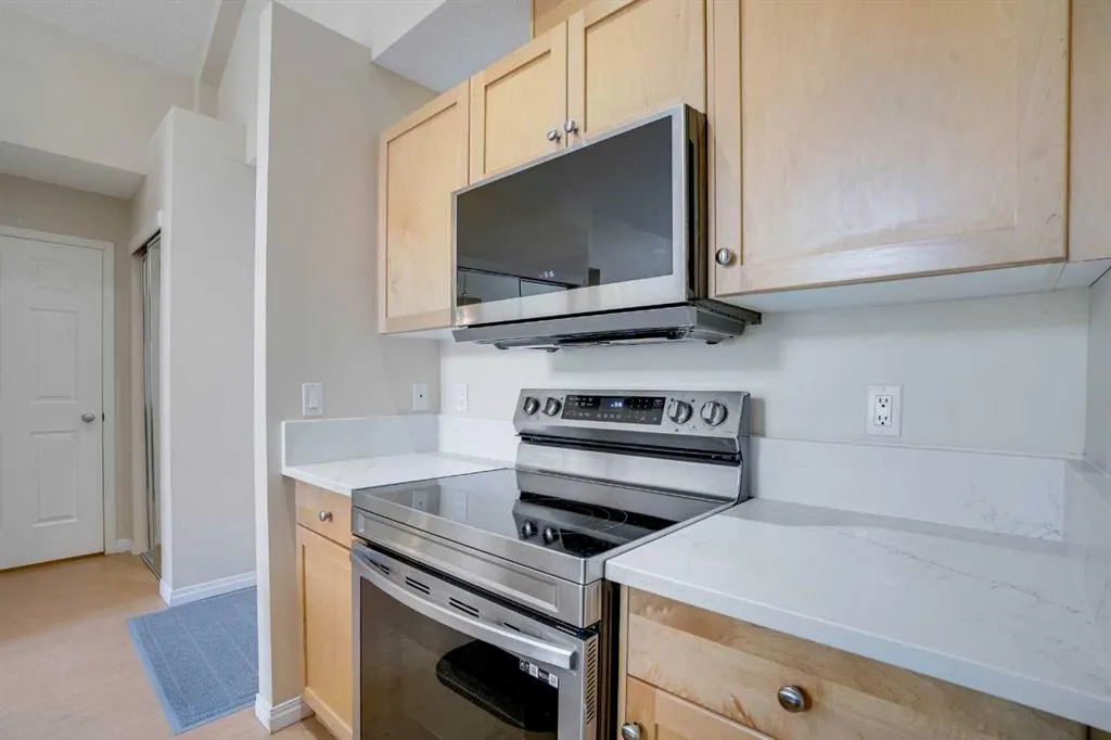1811 34 Avenue SW, #319