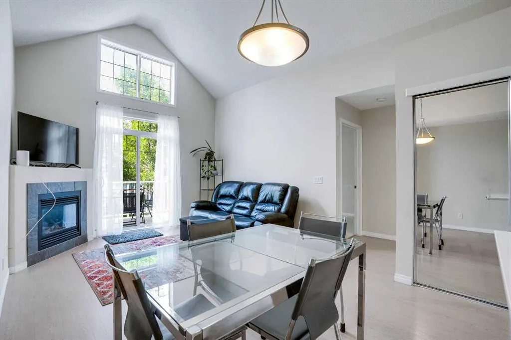 1811 34 Avenue SW, #319