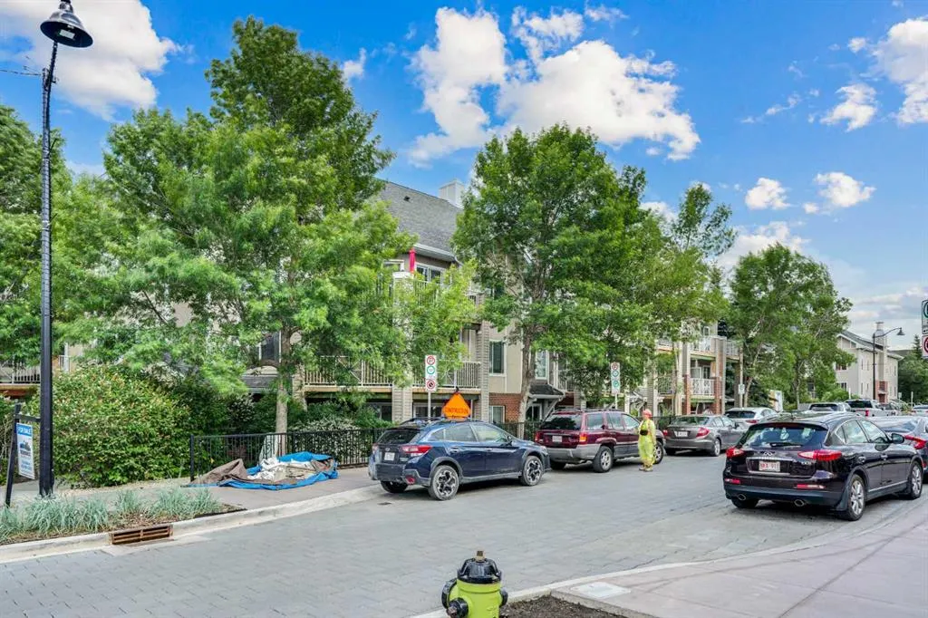 1811 34 Avenue SW, #319