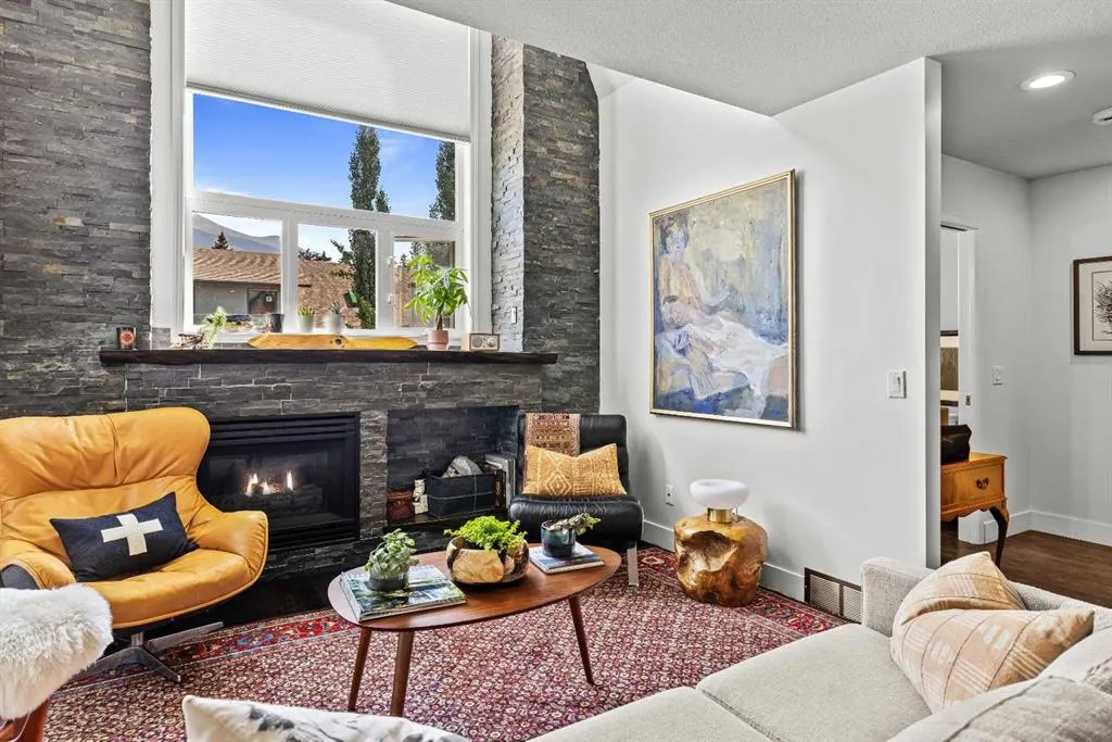 601 4 Street, #3