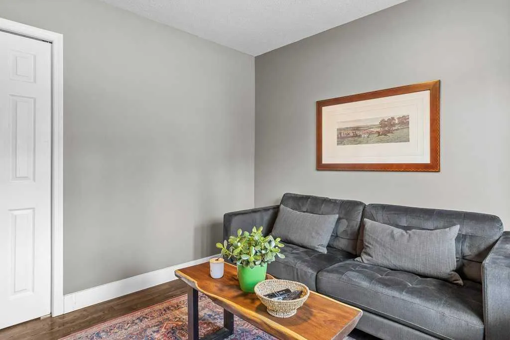 601 4 Street, #3