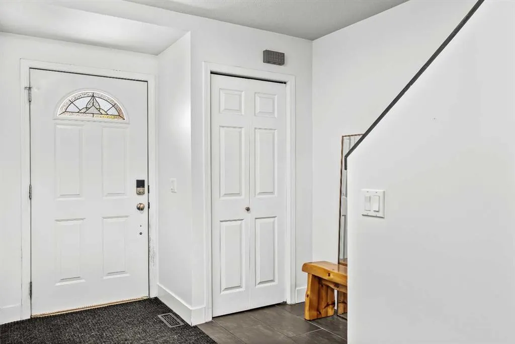 601 4 Street, #3