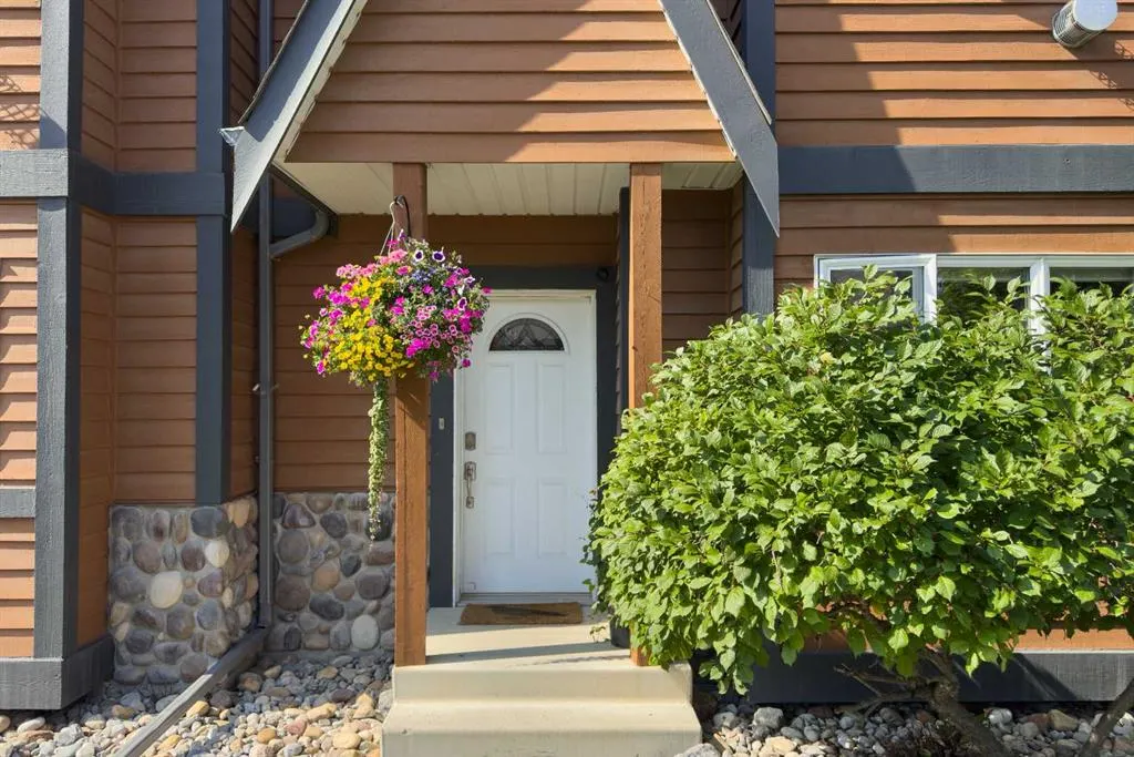 601 4 Street, #3
