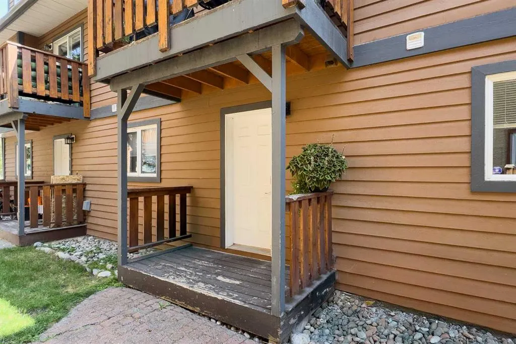 601 4 Street, #3