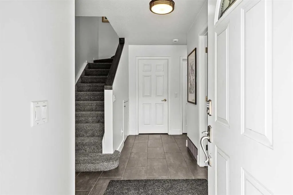 601 4 Street, #3